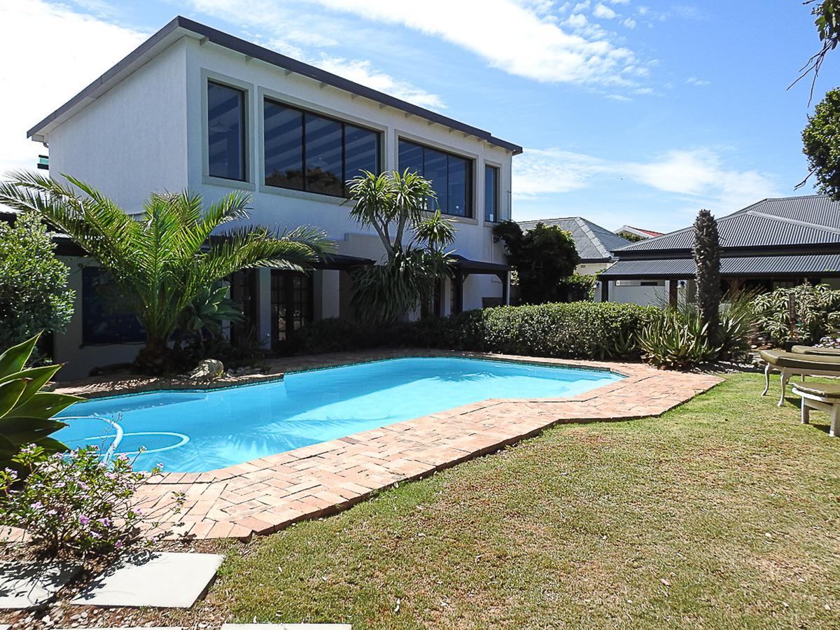 Хостел Mosselbay Backpackers Моссел-Бей Екстер'єр фото