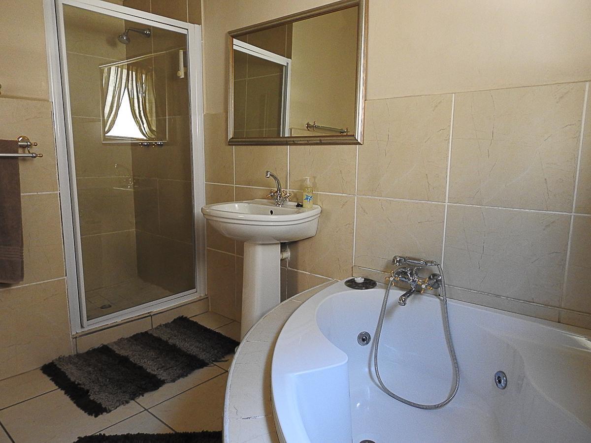 Хостел Mosselbay Backpackers Моссел-Бей Екстер'єр фото