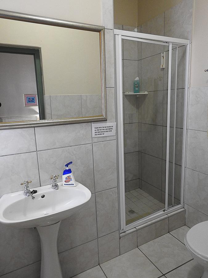 Хостел Mosselbay Backpackers Моссел-Бей Екстер'єр фото