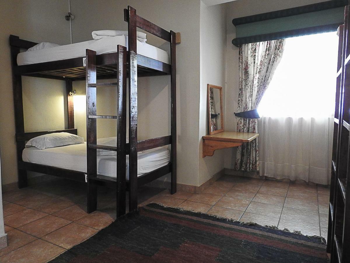 Хостел Mosselbay Backpackers Моссел-Бей Екстер'єр фото